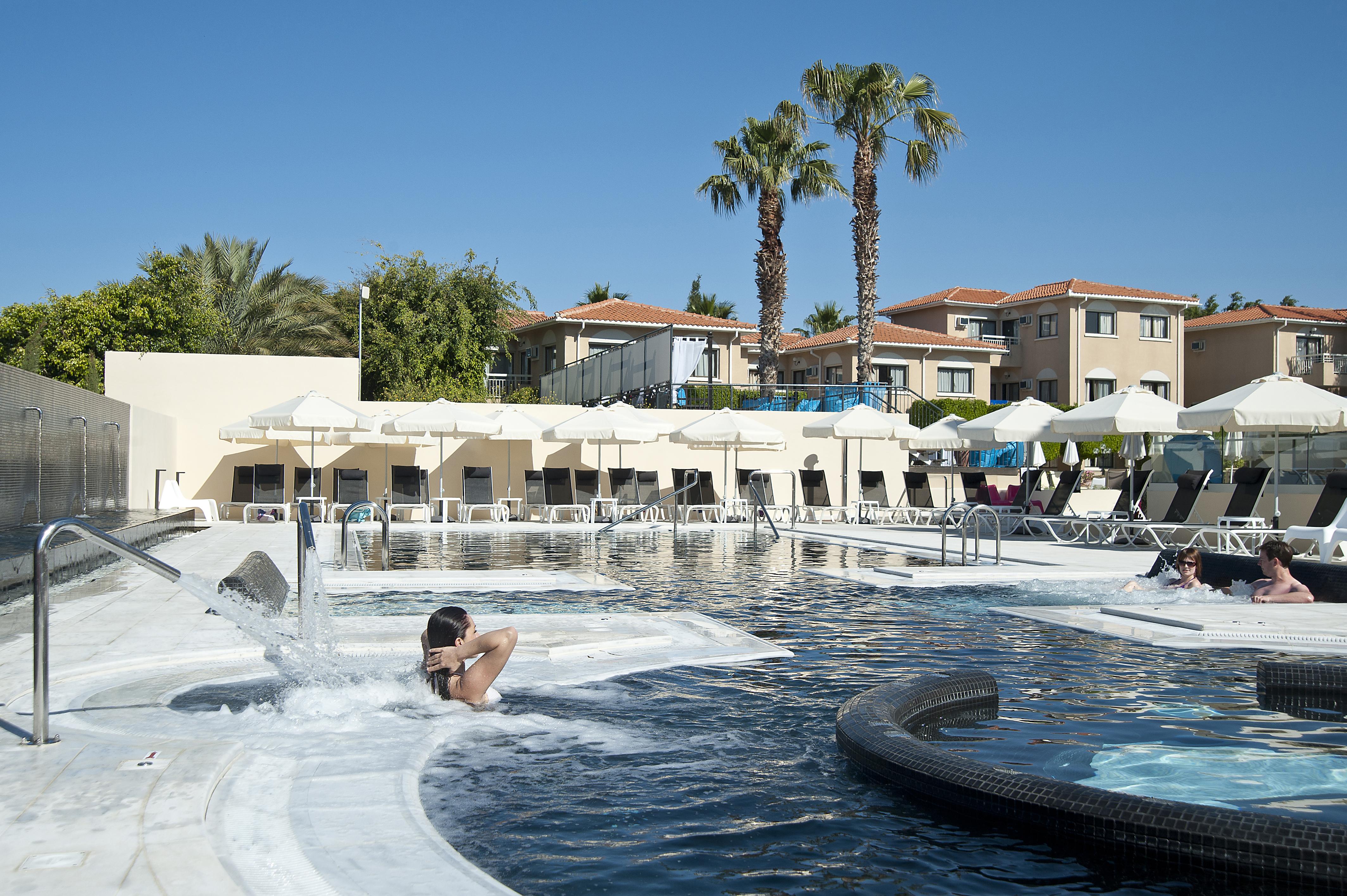 King Jason Paphos - Designed For Adults By Louis Hotels Bagian luar foto