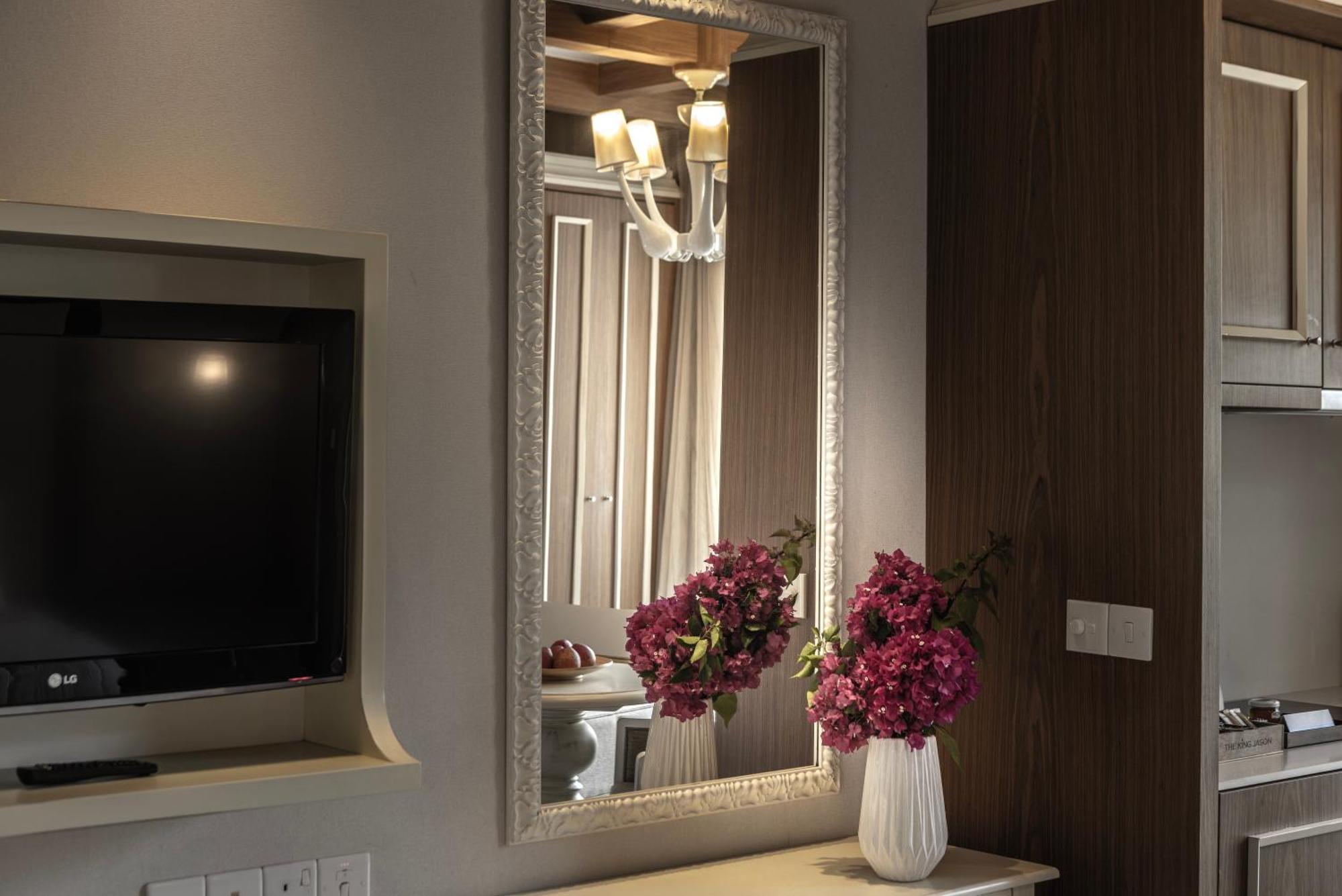 King Jason Paphos - Designed For Adults By Louis Hotels Bagian luar foto