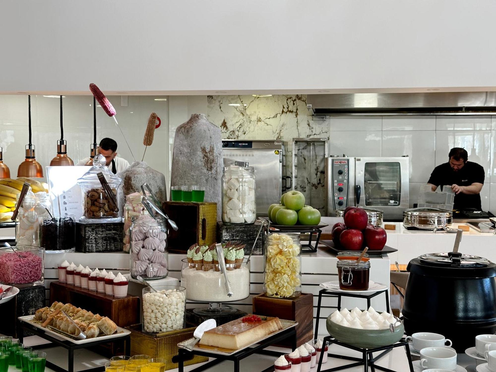 King Jason Paphos - Designed For Adults By Louis Hotels Bagian luar foto