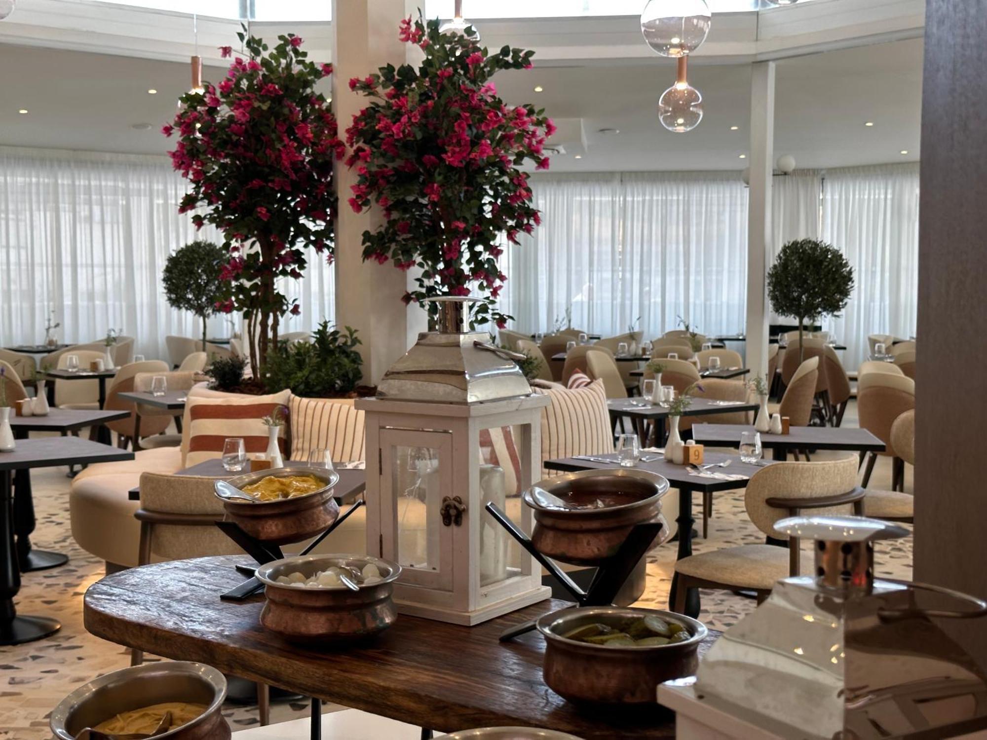 King Jason Paphos - Designed For Adults By Louis Hotels Bagian luar foto