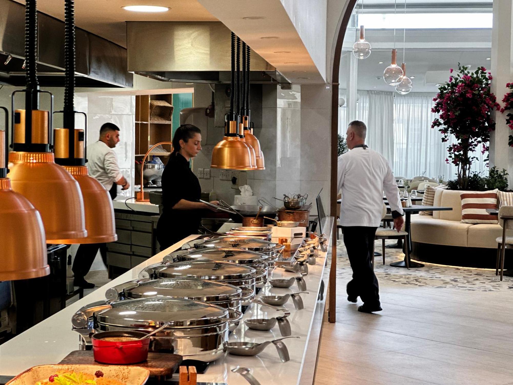 King Jason Paphos - Designed For Adults By Louis Hotels Bagian luar foto