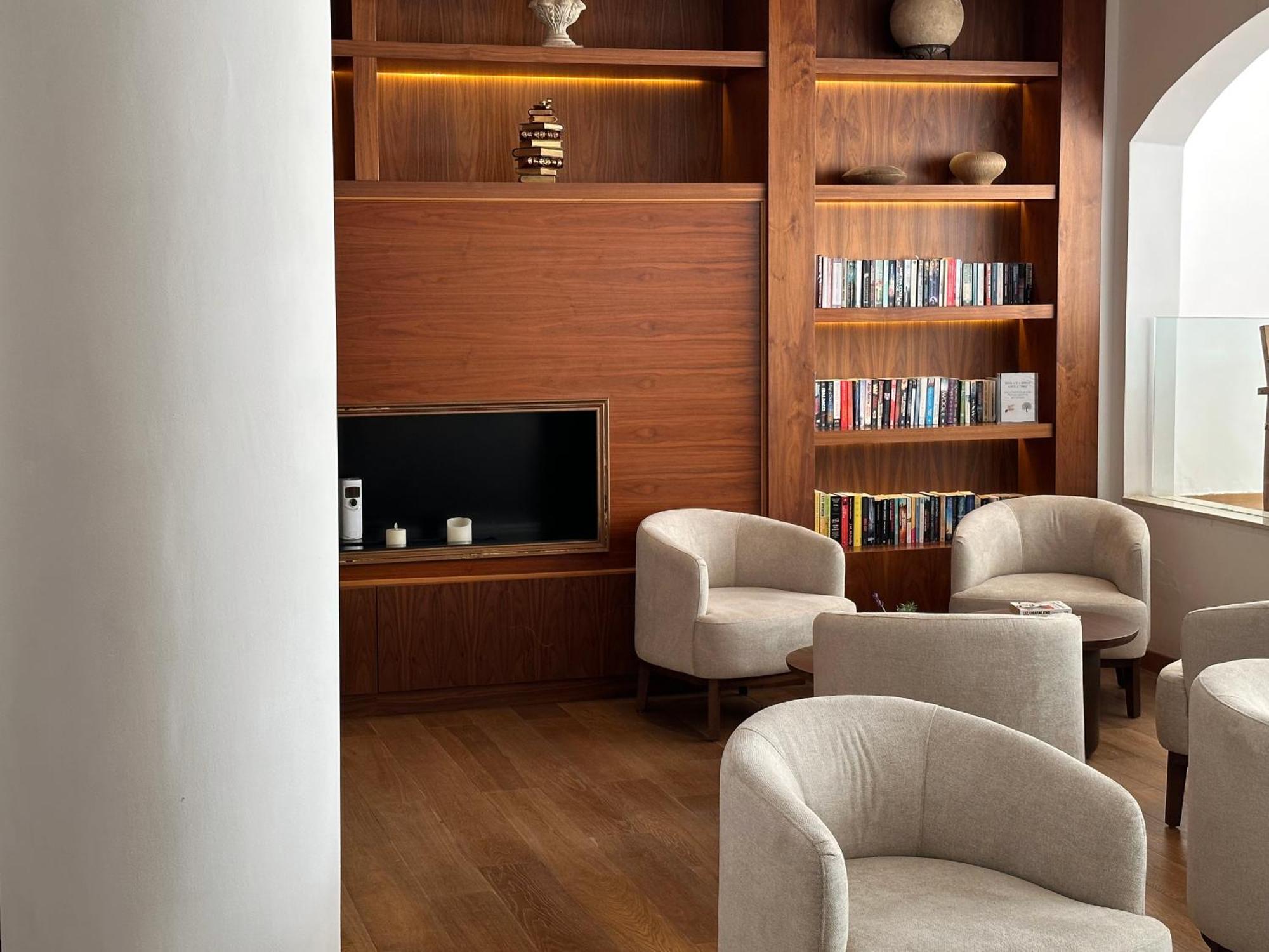 King Jason Paphos - Designed For Adults By Louis Hotels Bagian luar foto