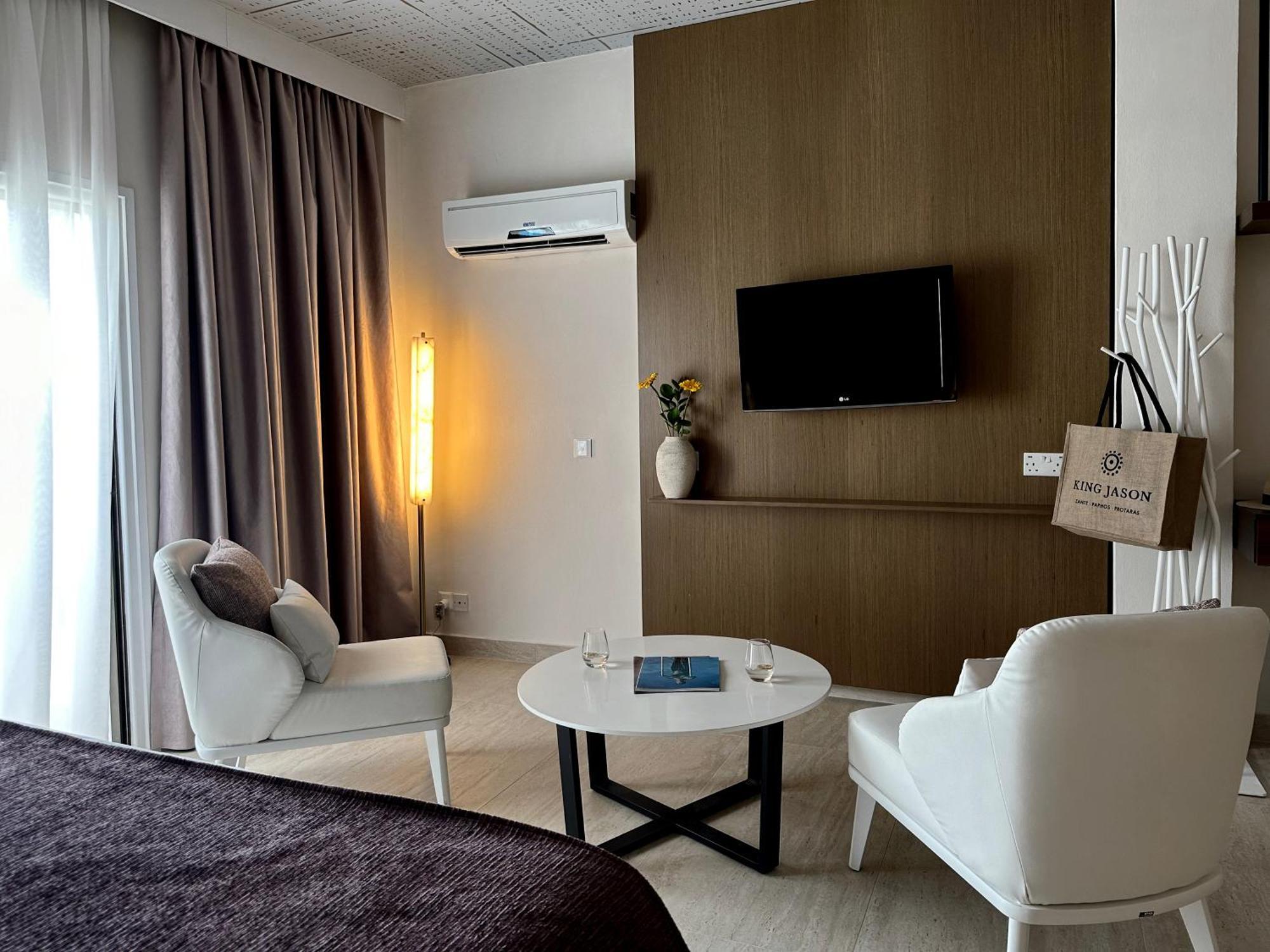 King Jason Paphos - Designed For Adults By Louis Hotels Bagian luar foto
